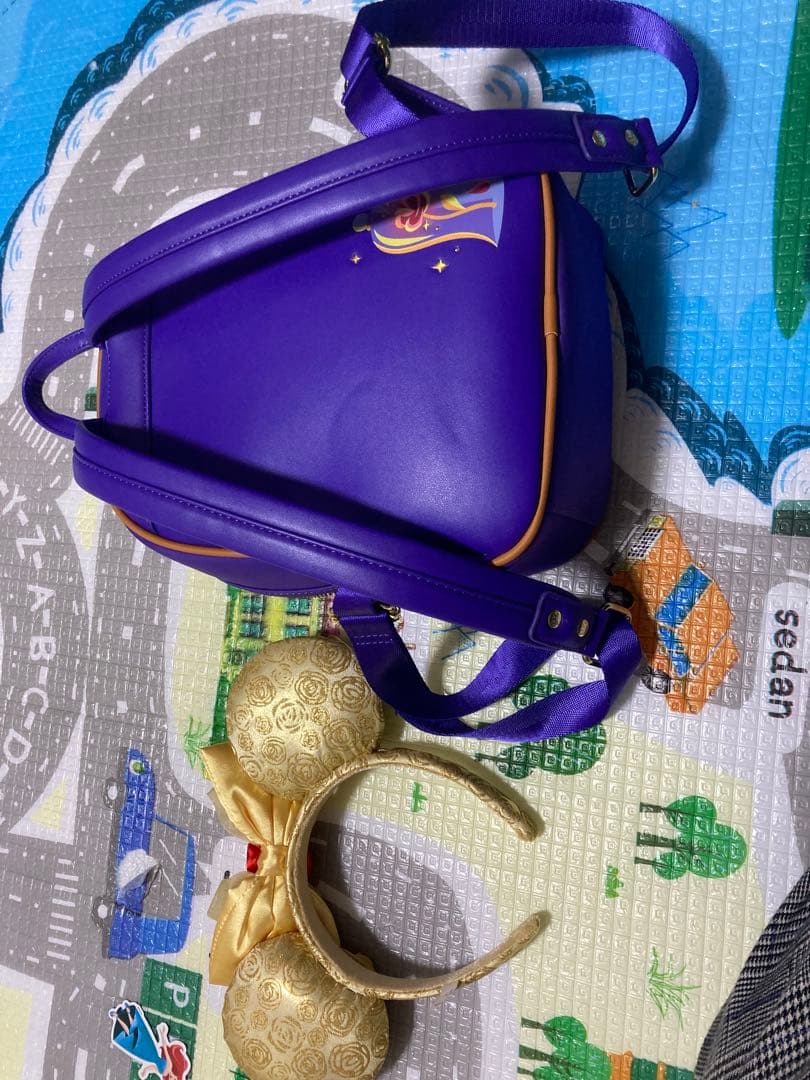 美女と野獣　30周年　ラウンジフライ　リュック　カチューシャ