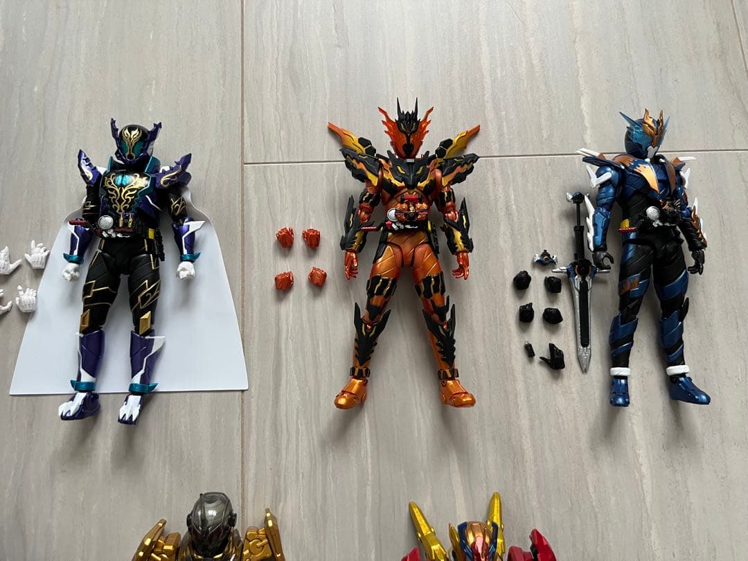 s.h.figuarts 仮面ライダービルド　10体セット