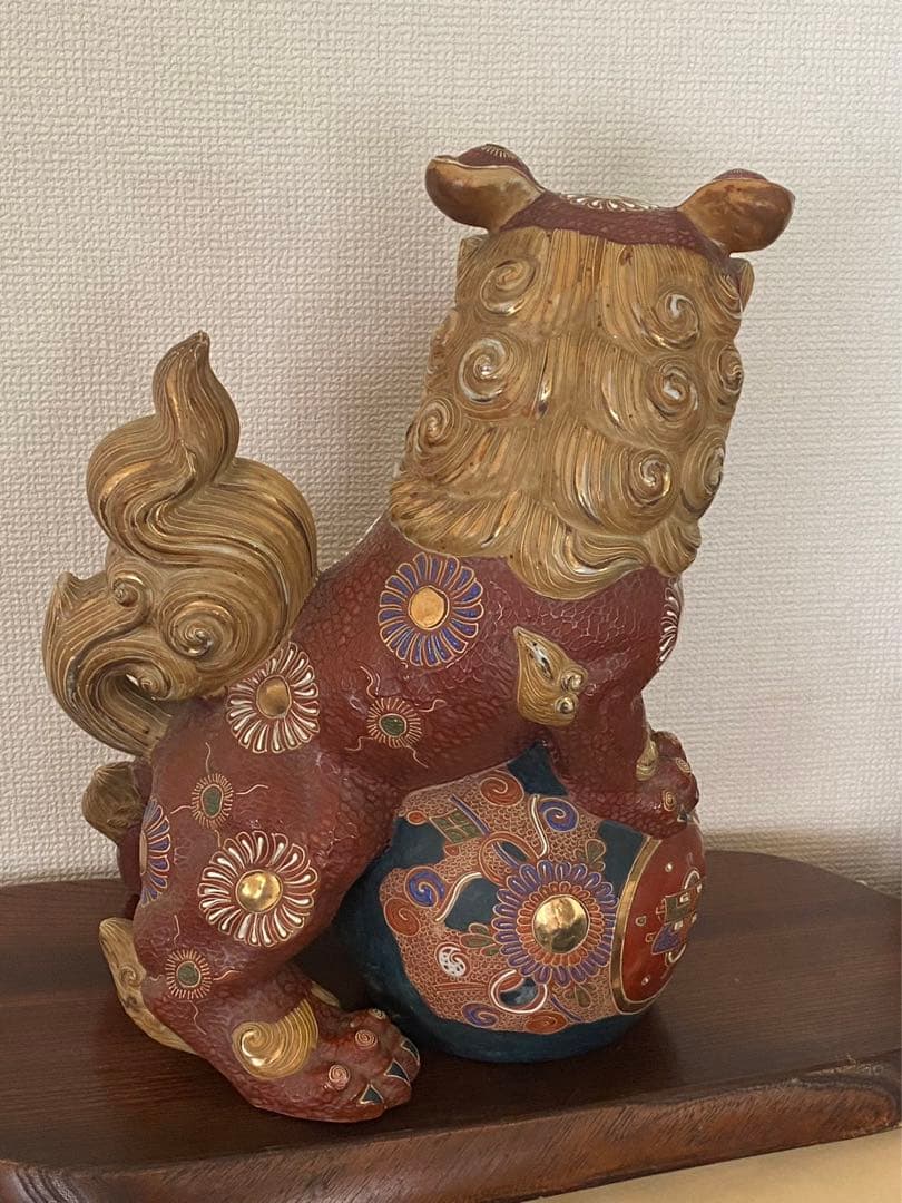 九谷焼 玉乘リ獅子 赤獅子除魔け 緣起物 唐獅子 高さ35cm X横幅27cm