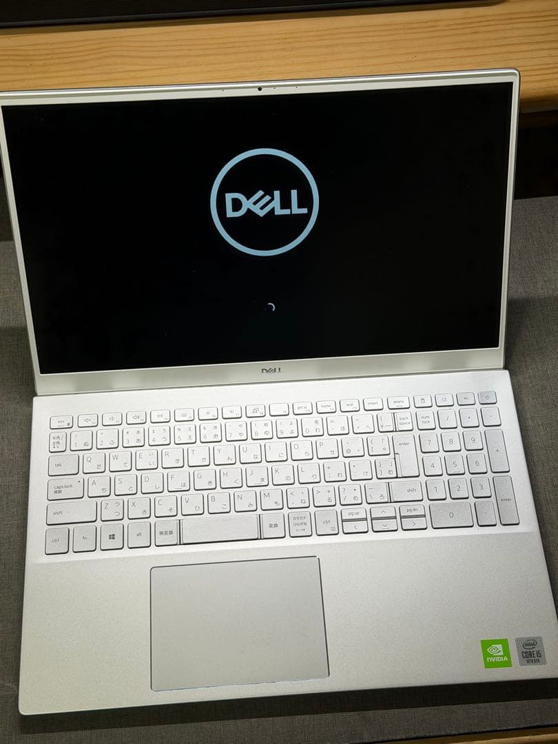 DELL lnspiron 15 5501 i 5-8-512 office
