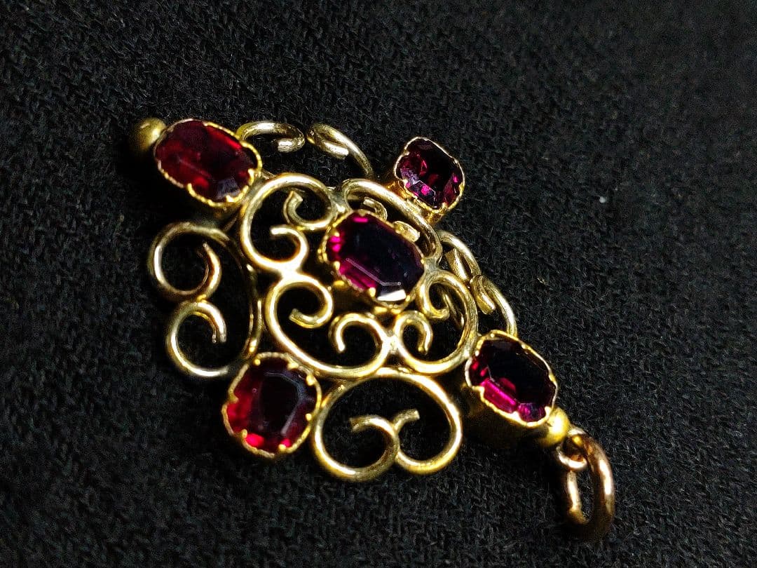 JA009 ペンダント with ガーネット 【アンティーク】