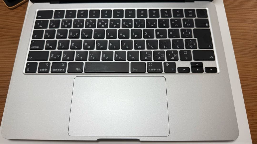 【極美品】MacBookAir M2 シルバー 8GB 512GB