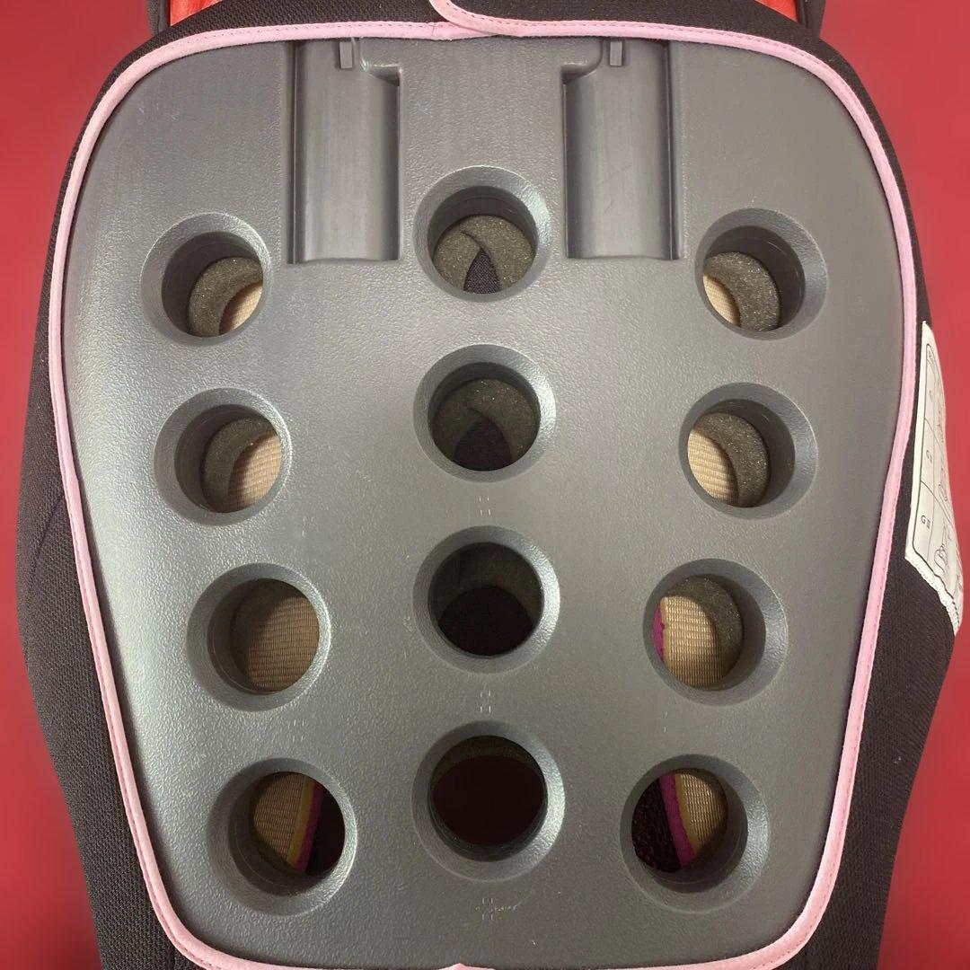 エールべべ　ジュニアシート　カーメイト