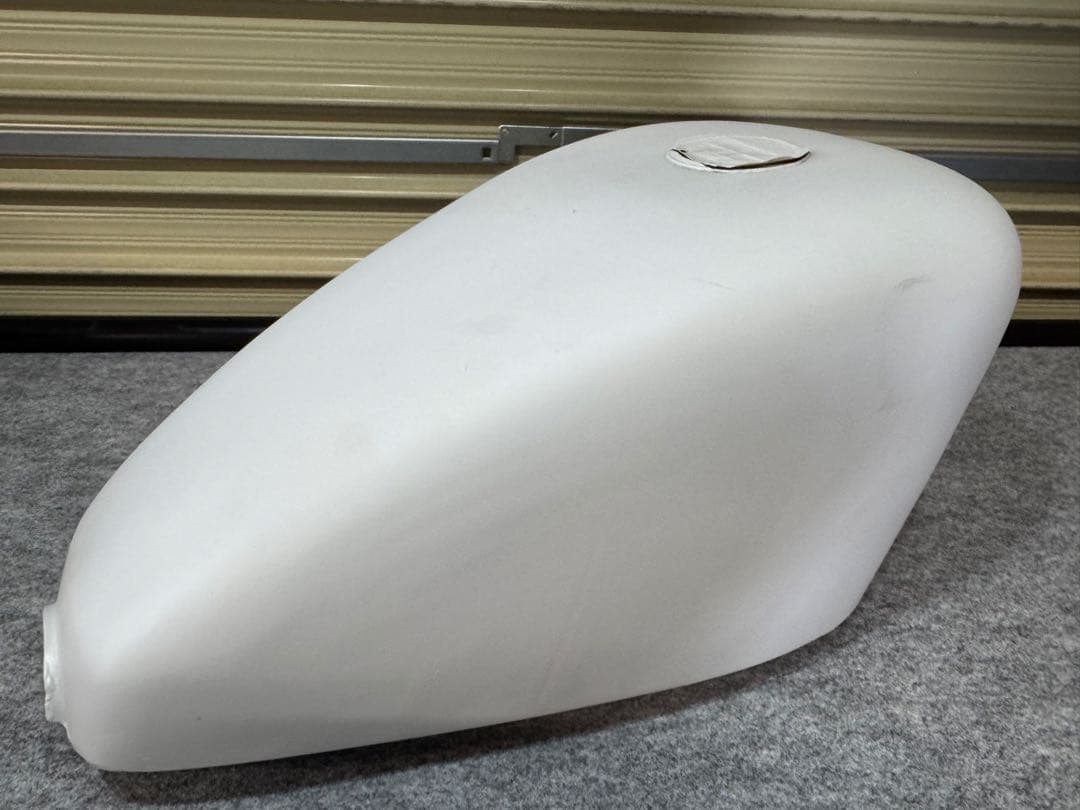 xlh883 レプリカガスタンク　右コック　スポーツスター　xl883