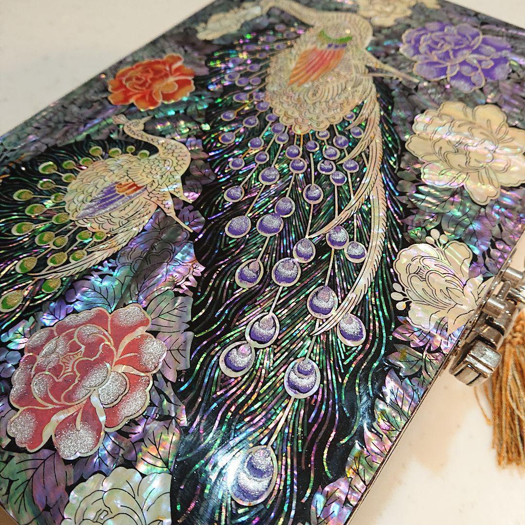 高級韓国螺鈿打抜き宝石箱　ジュエリーボックス/アクセサリーボックス　孔雀と牡丹