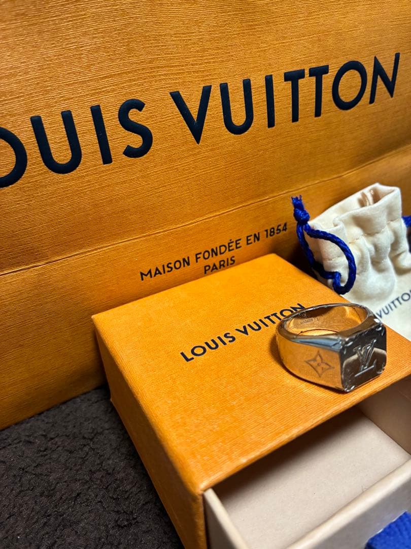 LOUIS VUITTON シルバーリング 箱・ポーチ付き