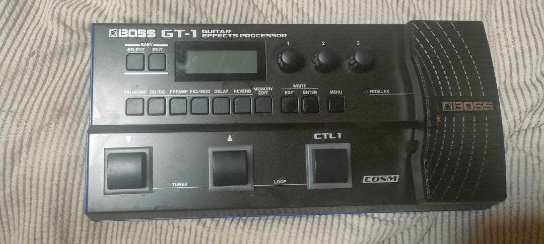 ※一度のみ使用※ BOSS GT-1 送料込み