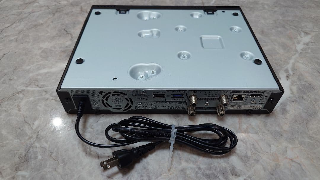 SONY DST-SHV1 地上・BS4K・110度CS4Kチューナー