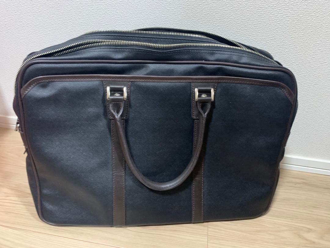 美品＊ビジネスバッグ LAGASHA ラガシャ クアドロ 2way