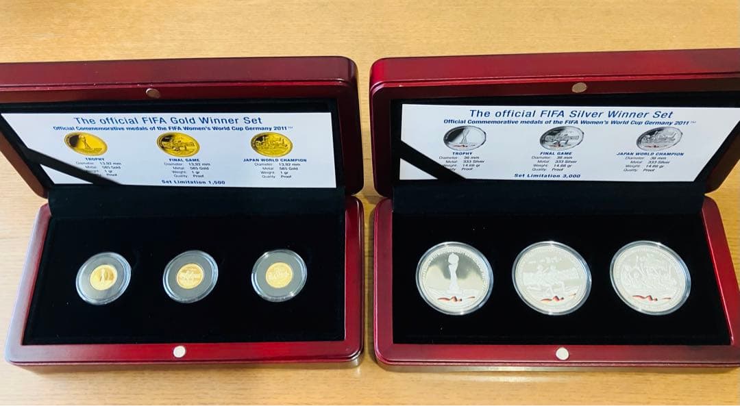 希少！ プレミア品！FIFA女子2011年W杯ドイツ大会優勝記念メダルセット