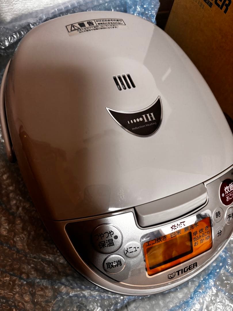 TIGER 炊飯器 JKW-A100 5.5合炊き