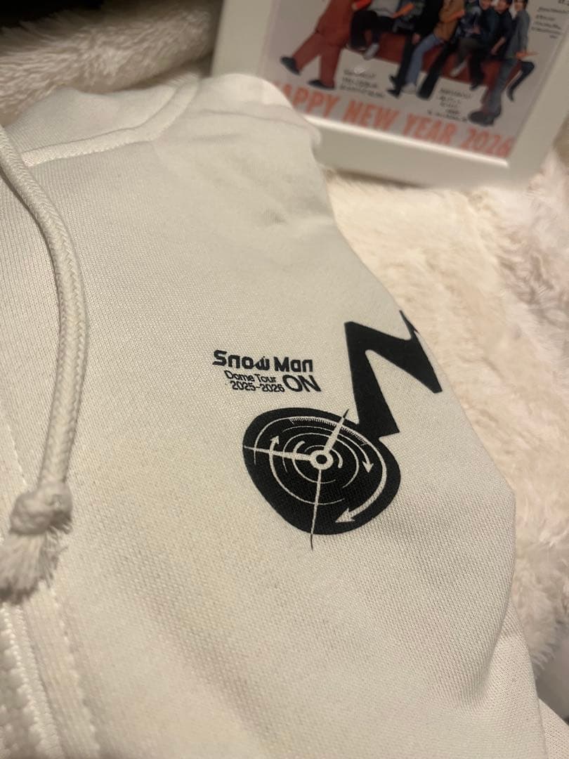  Man ON グッズ パーカー (L)