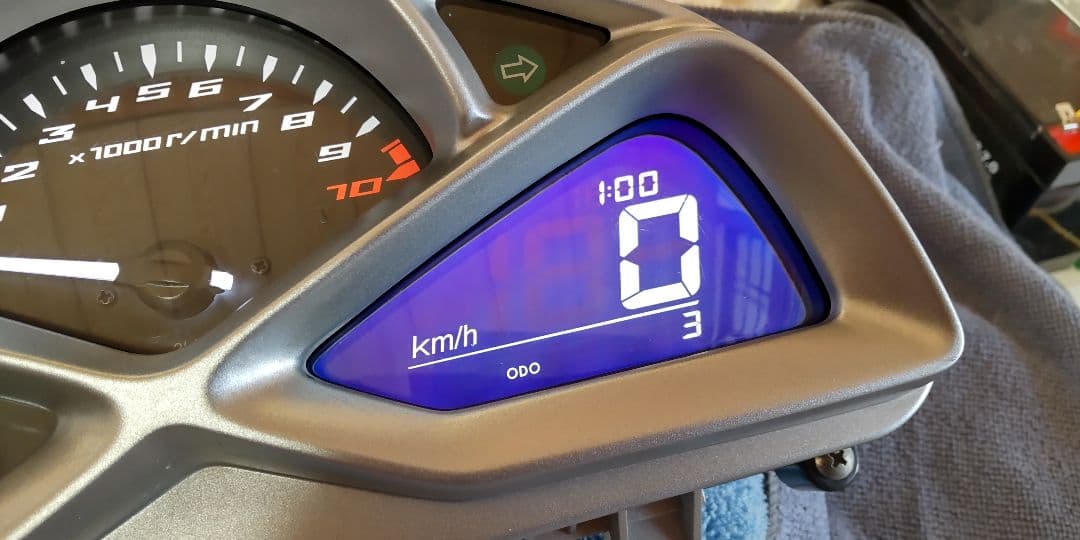 SG52J マジェスティS　スピードメーター　動作品