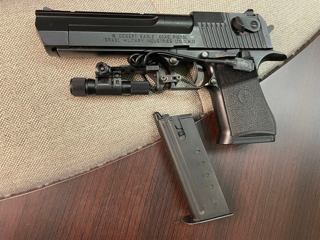 デザートイーグル 50AE レーザーサイトリモートSW付ガスガン ★美品マルイ