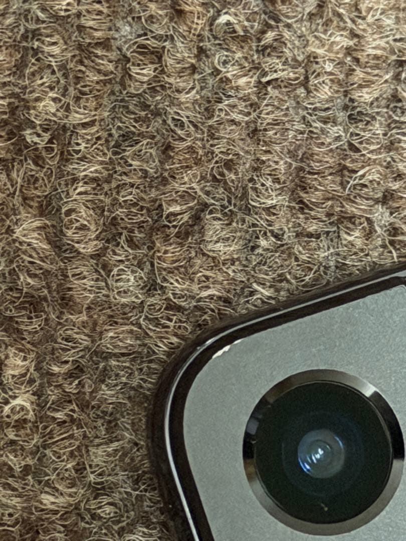 Samsung Galaxy S22 SC013 本体