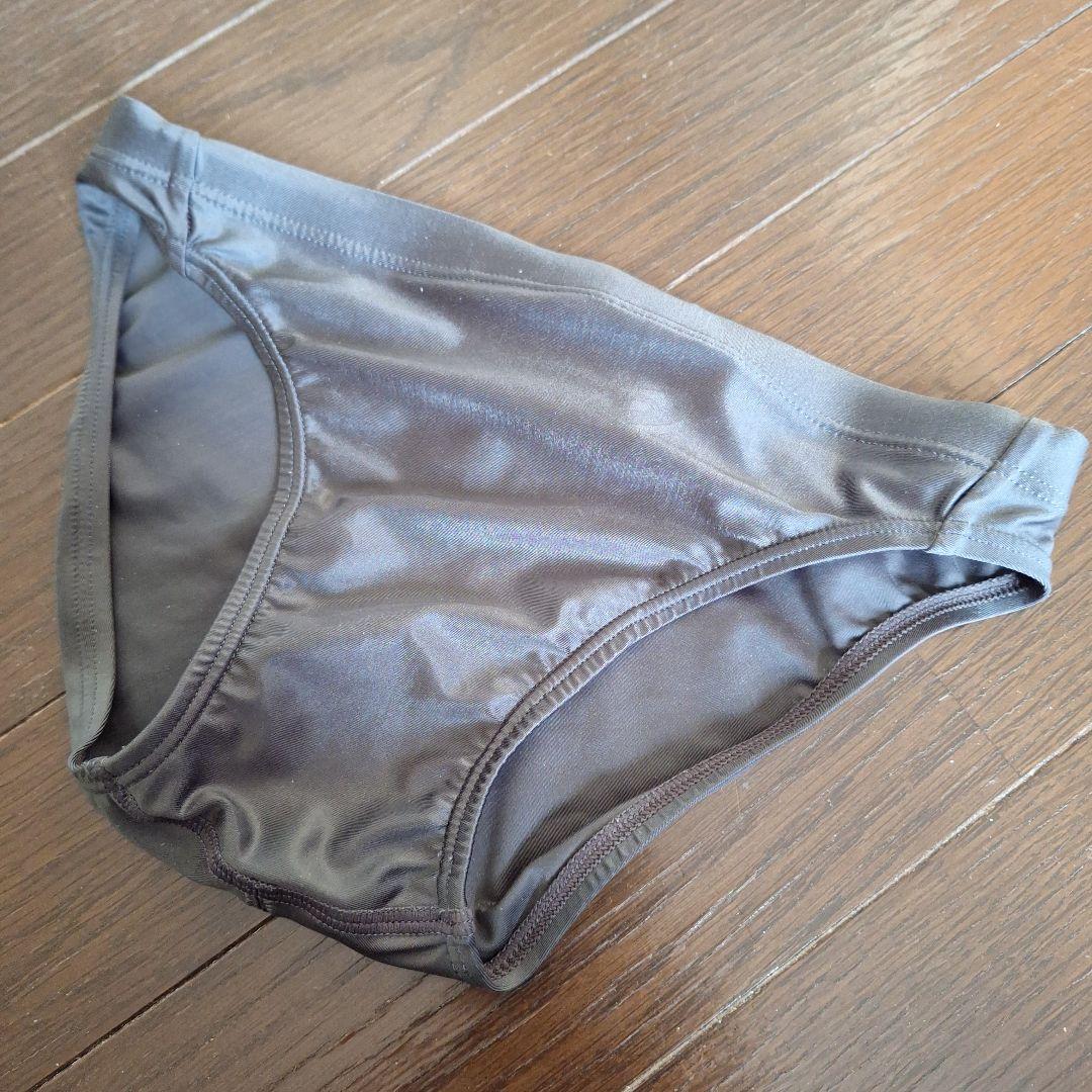 I*o様 アシックス　競泳水着　サイズM AMA403