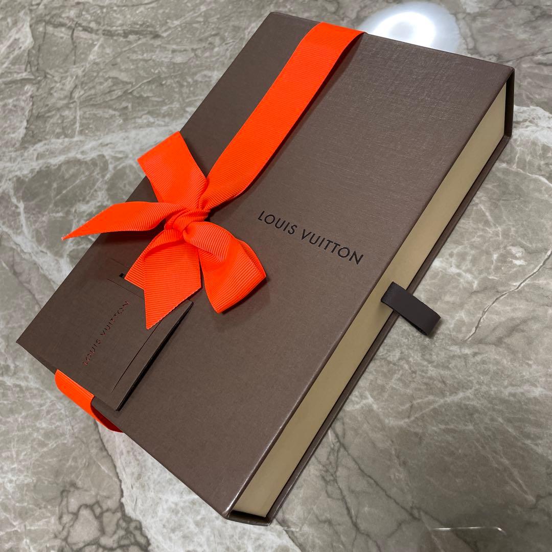 ルイヴィトン　箱