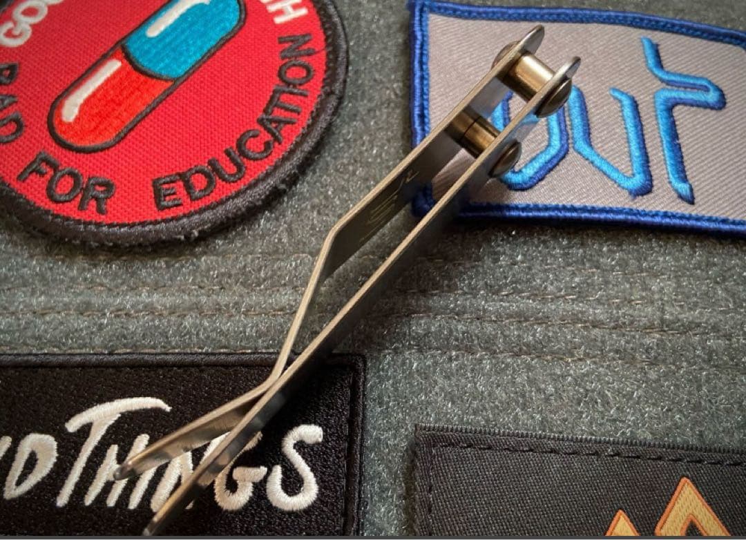 Warren Thomas ウォーレン トーマス チタン　田村装備開発 ナイフ