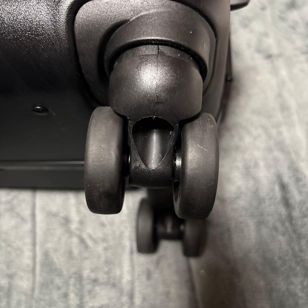 SOLGAARD 機内持込39L スーツケース　※シェルフの予備をサービス！