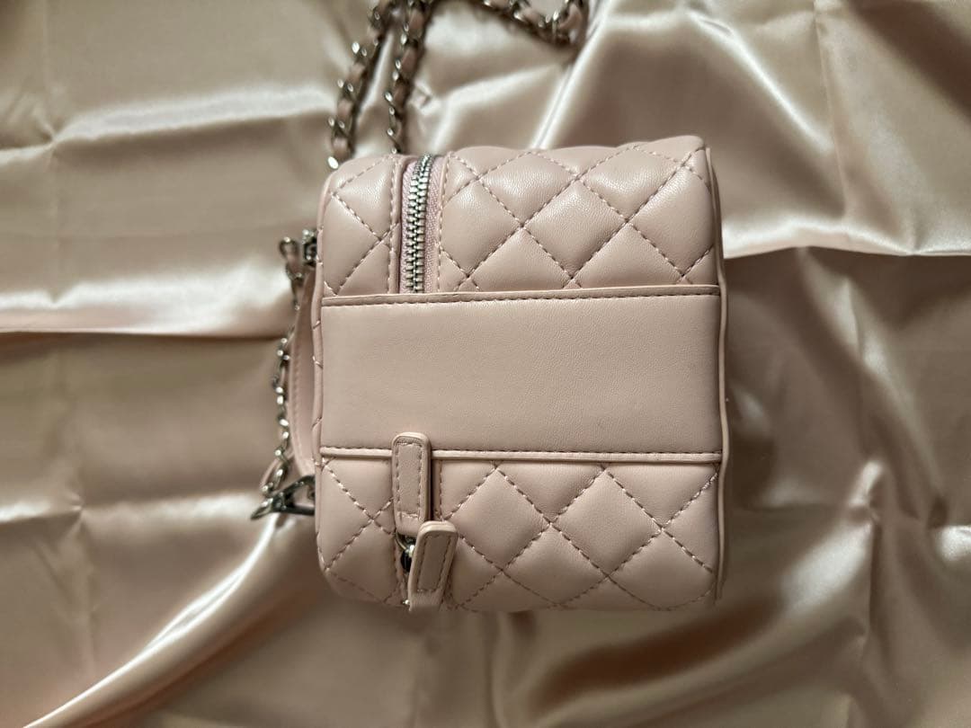 ダーリッチ キルティングスクエアミニバッグ ピンク