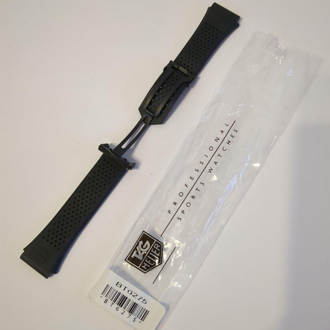 新品未　タグホイヤー コネクテッド キャリバーE4 45mm バックル付きベルト