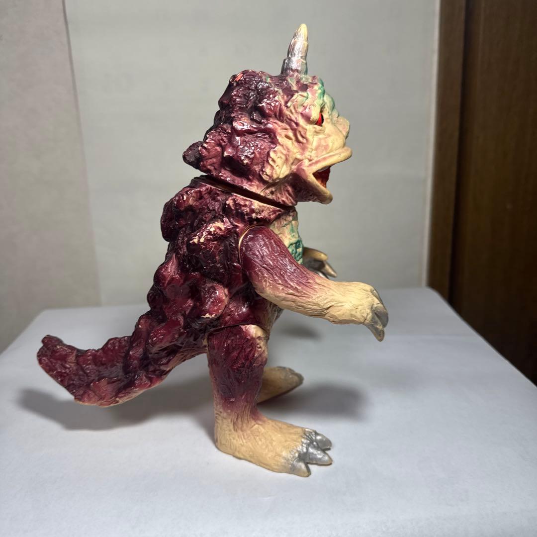 当時物　マルサンオリジナル怪獣ソフビ　アンゴラス