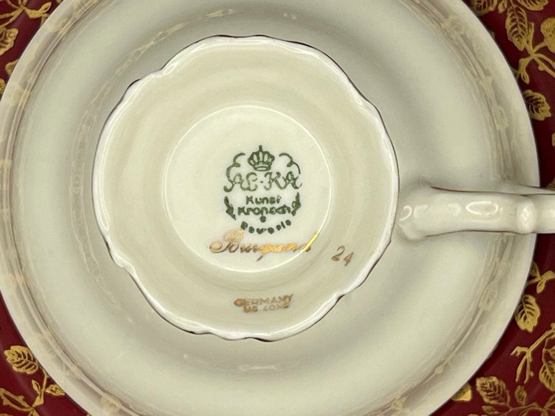 ティーカップとソーサー