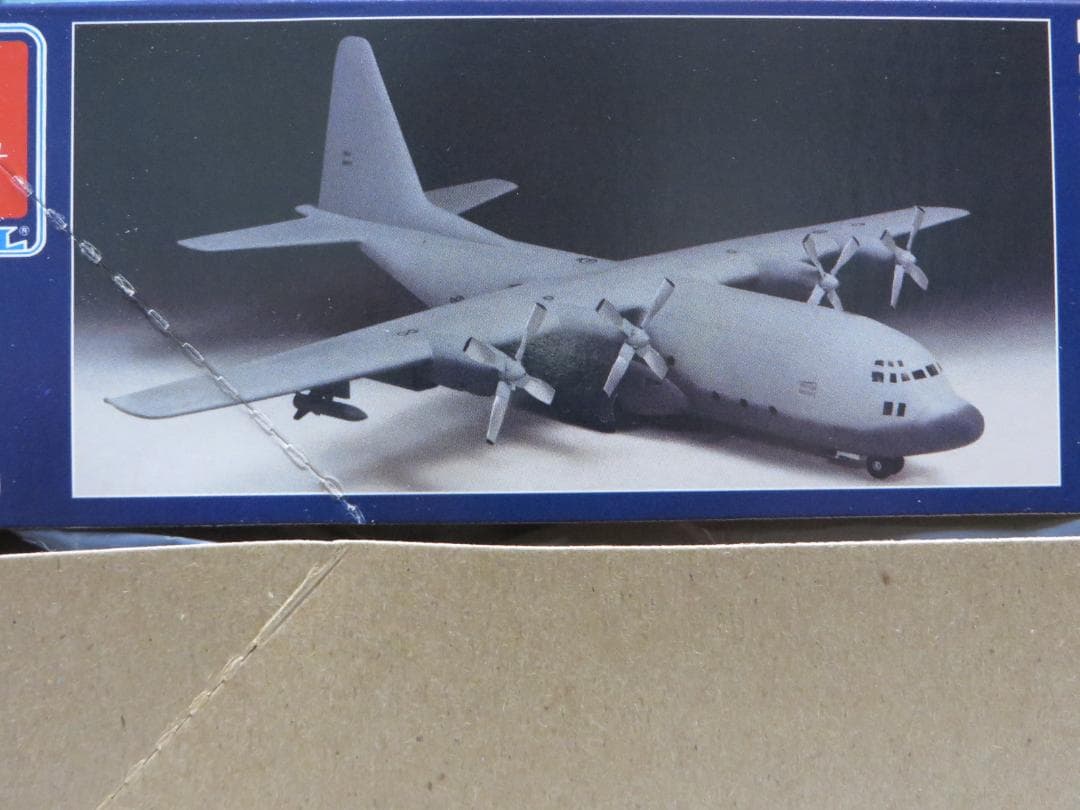 amt 1/72 ロッキード AC-130H スペクター Spectre