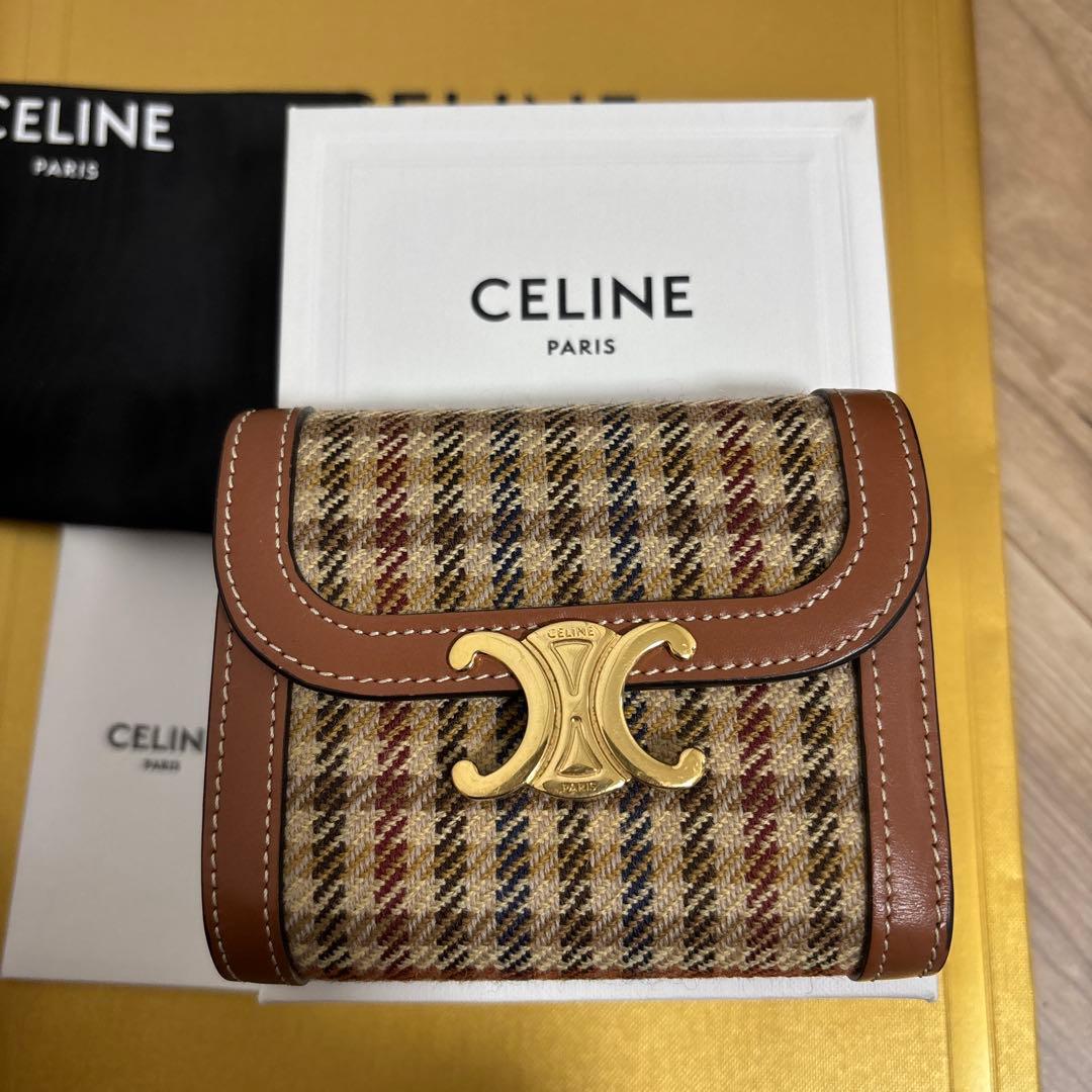 CELINE セリーヌ二つ折り財布