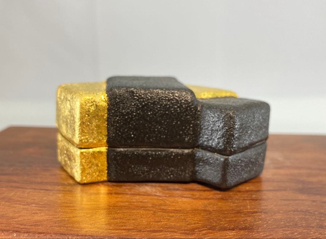 【茶道具】寒川栖豊造　那智黒結文香合（共箱）