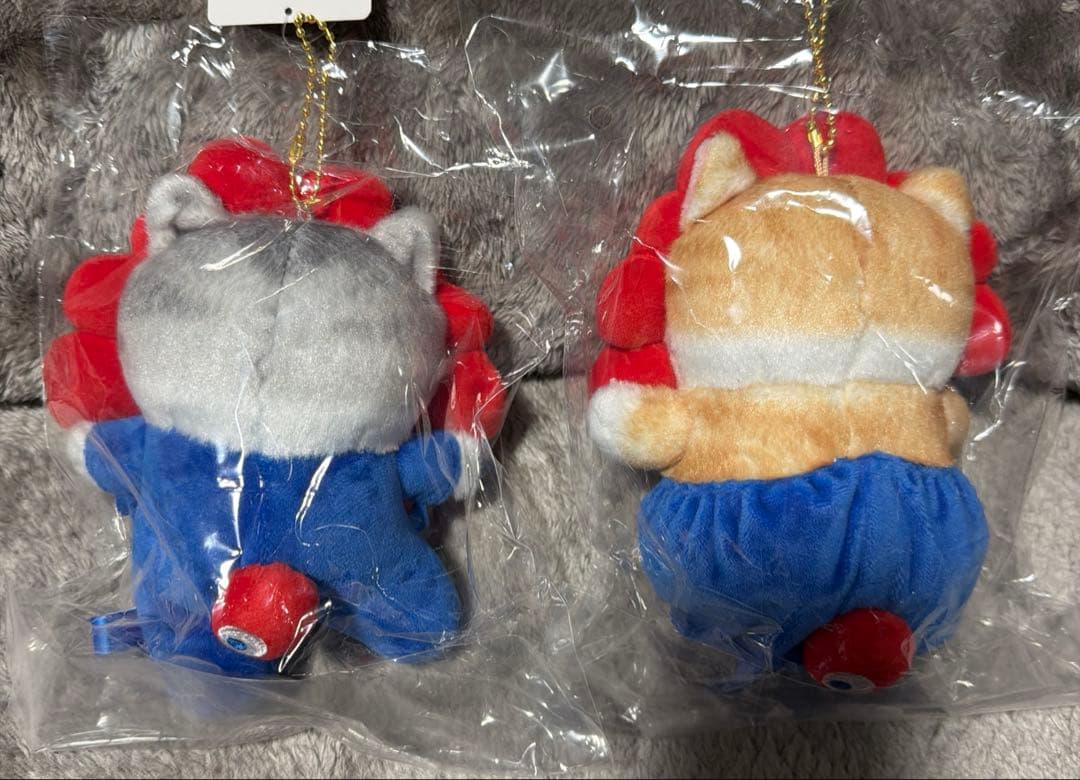 ミャクミャク　モフサンド　ぬいぐるみマスコット