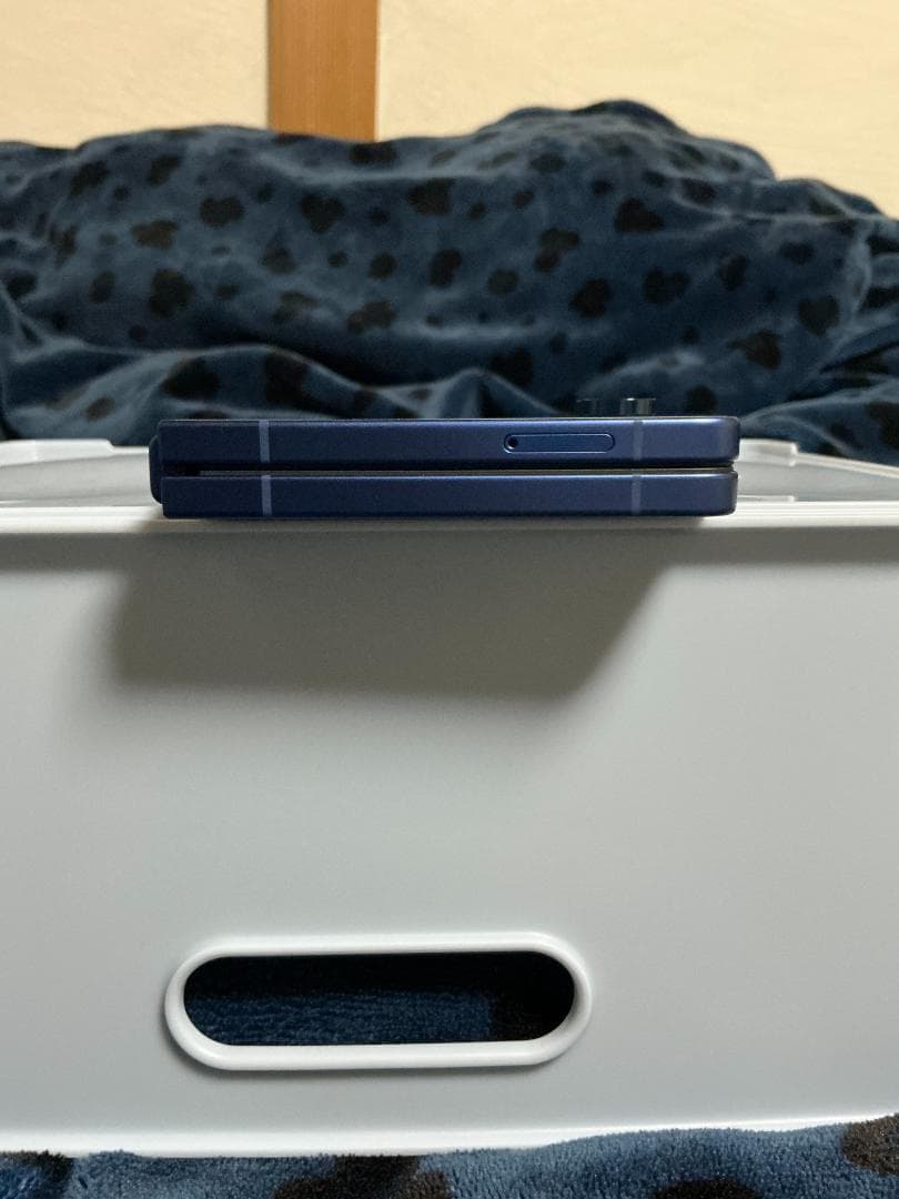 【箱・説明書なし】Galaxy Z Flip7 256GB ブルー SIMフリー