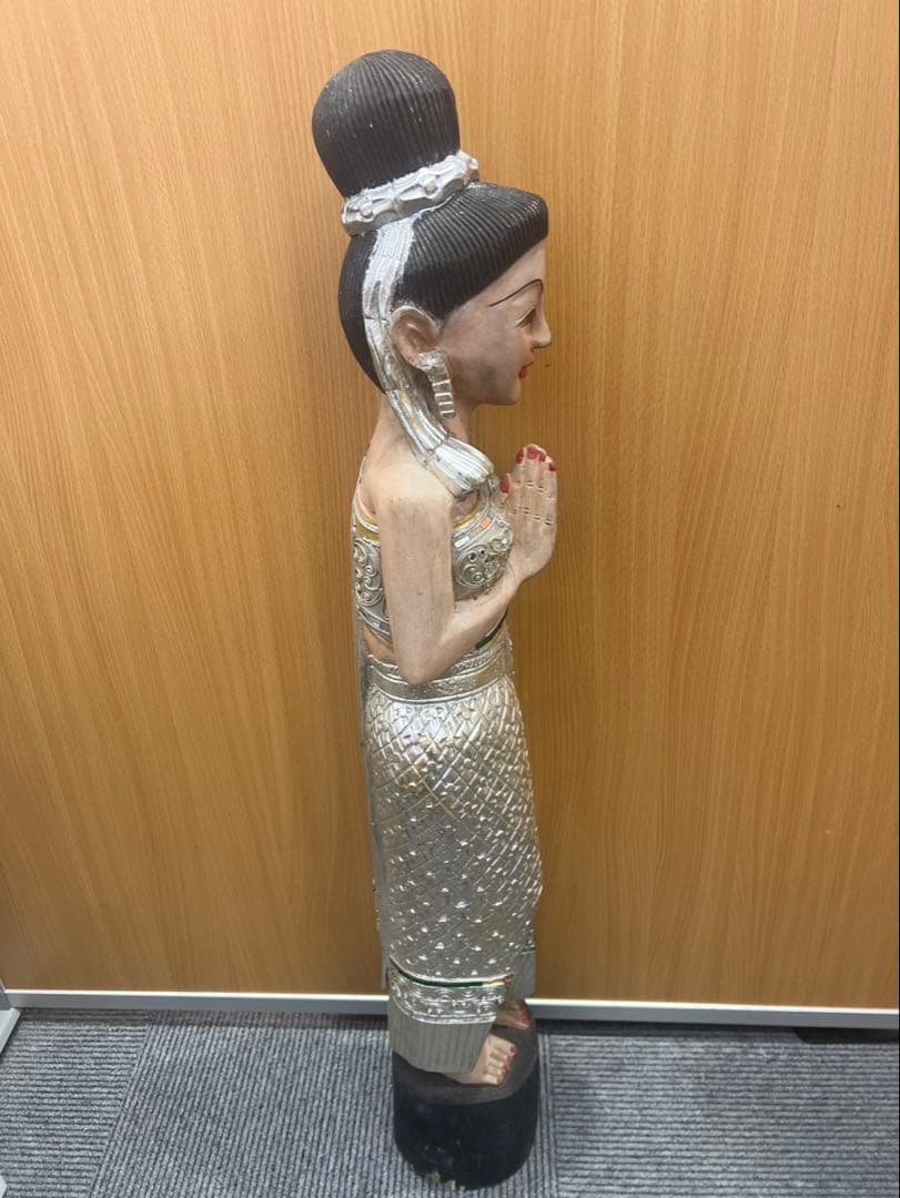 タイ 木彫り 民族衣装の女性像 置物 サワディー人形　2体セット