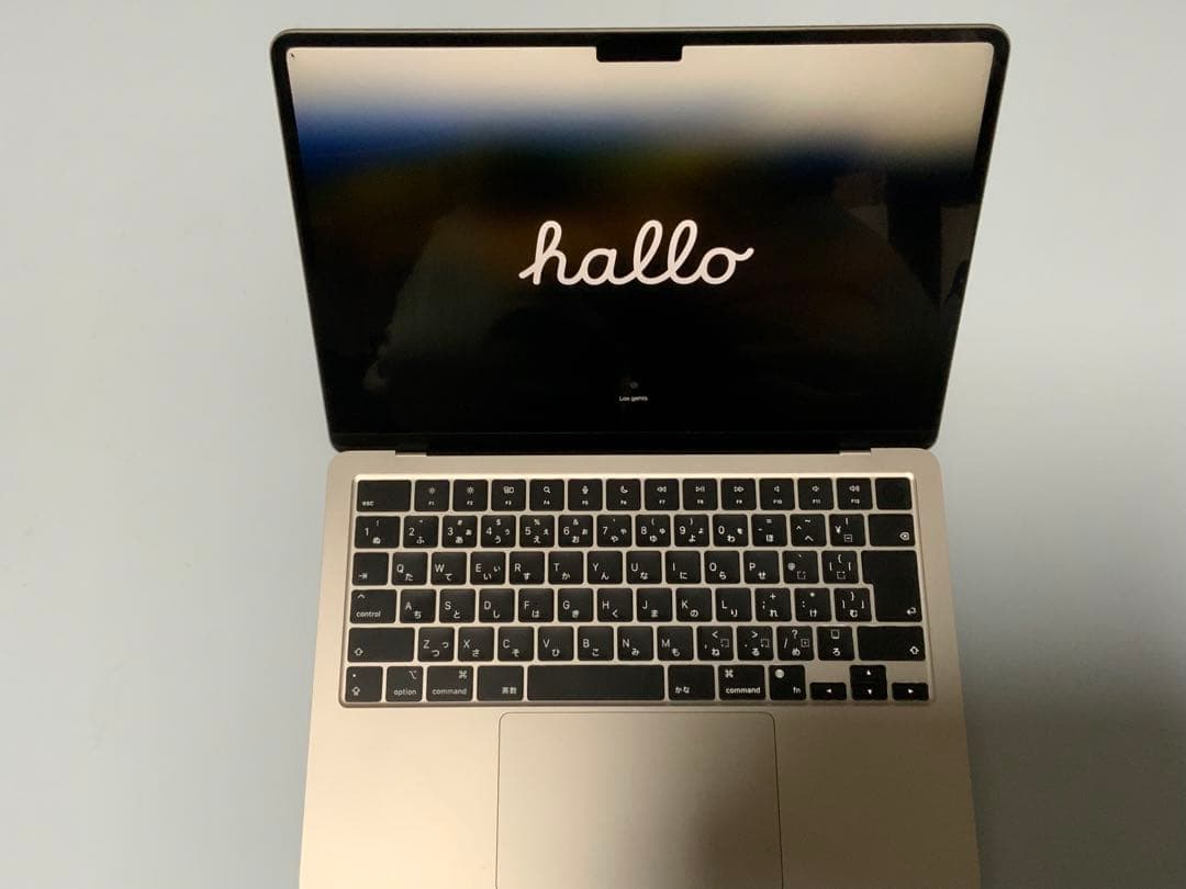 お*ー様 Apple MacBook ゴールド