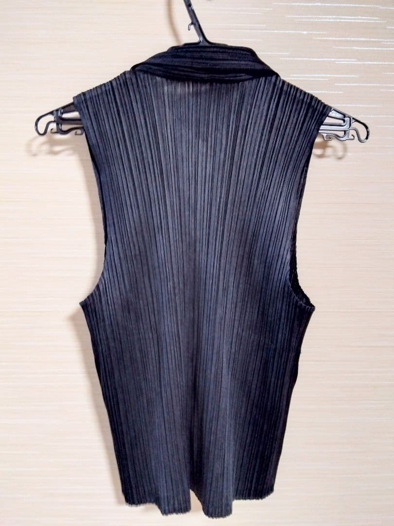 ★PLEATS PLEASE★プリーツプリーズ 黒 Wジッパー ポケット2つ