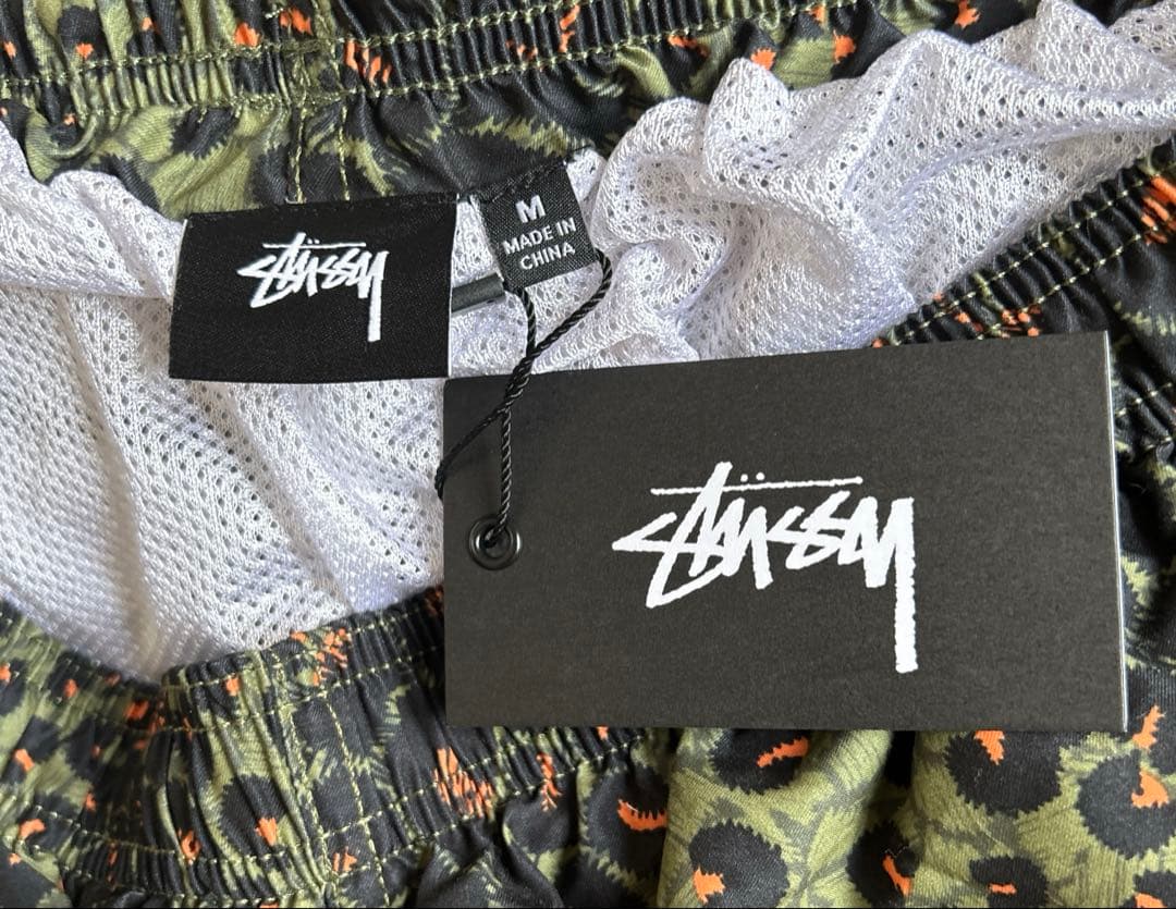 ステューシー　水着