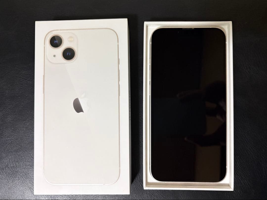 Apple iPhone 13 スターライト　本体　256GB