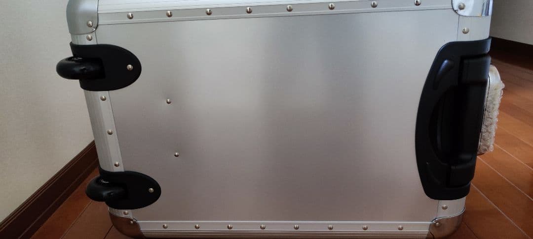 非売品　SUBARU スバル　R2 キャリーケース　スーツケース