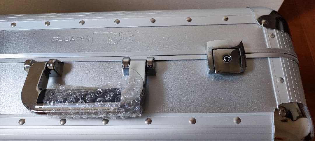 非売品　SUBARU スバル　R2 キャリーケース　スーツケース