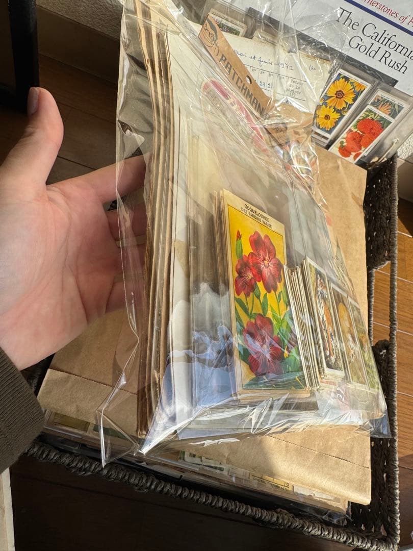 【超大容量】ヴィンテージ紙もの３キロ分