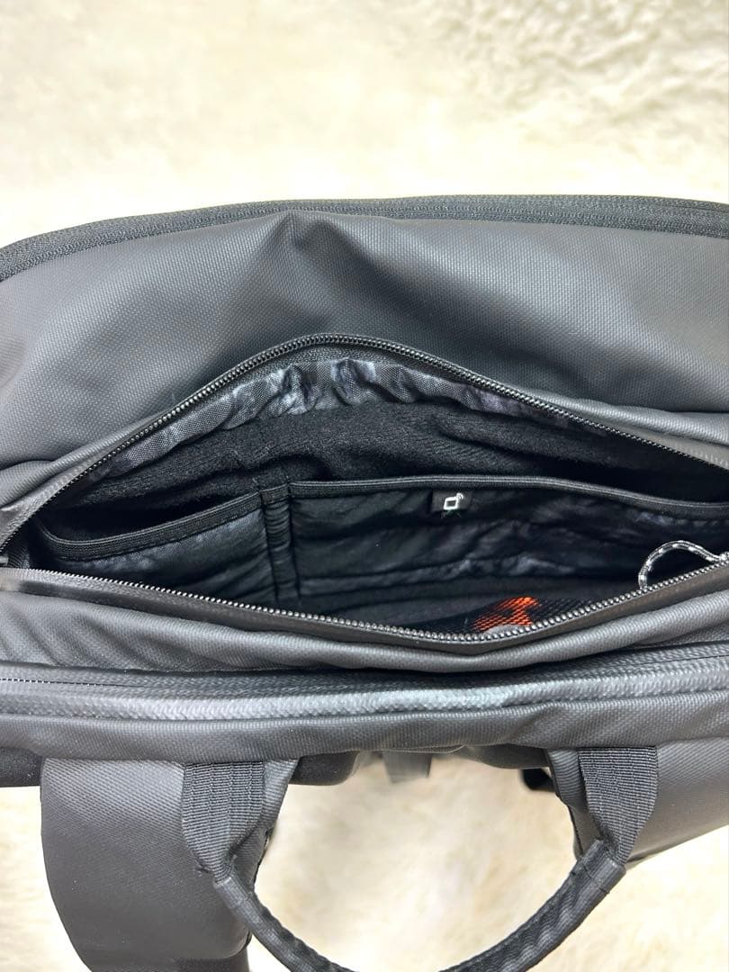 マムート セオントランスポーター 25L バッグパック