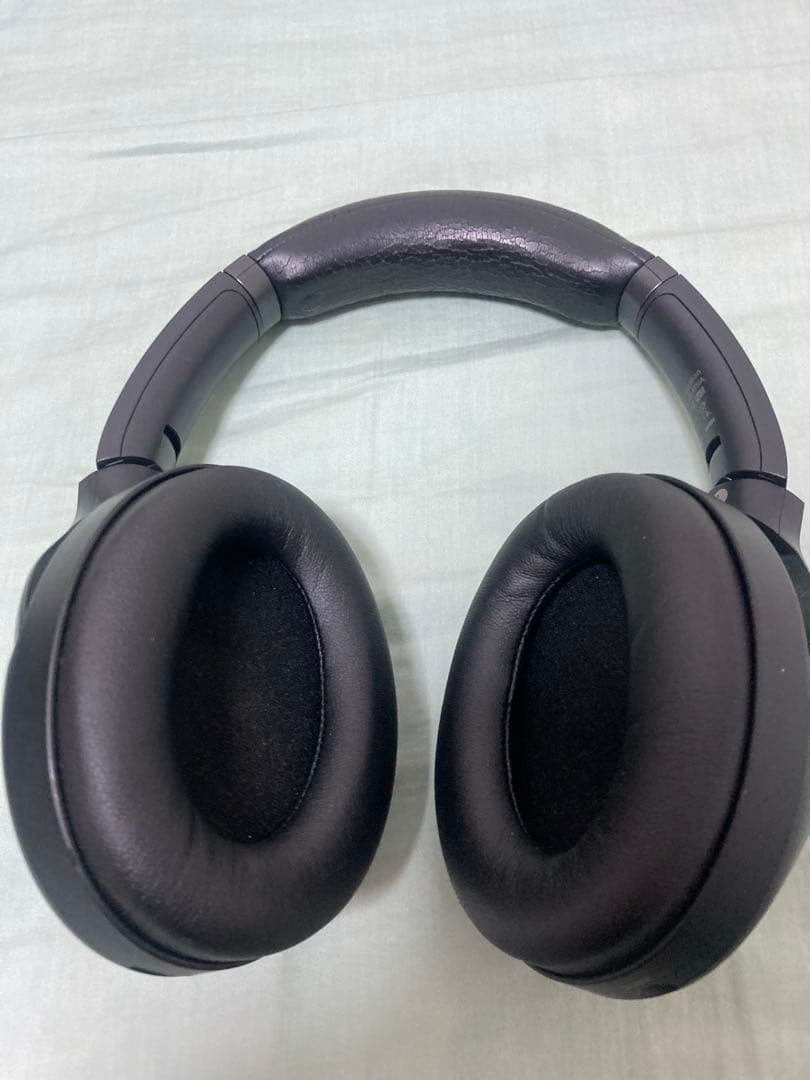 SONY ワイヤレスヘッドホン ブラック　WH-1000XM3