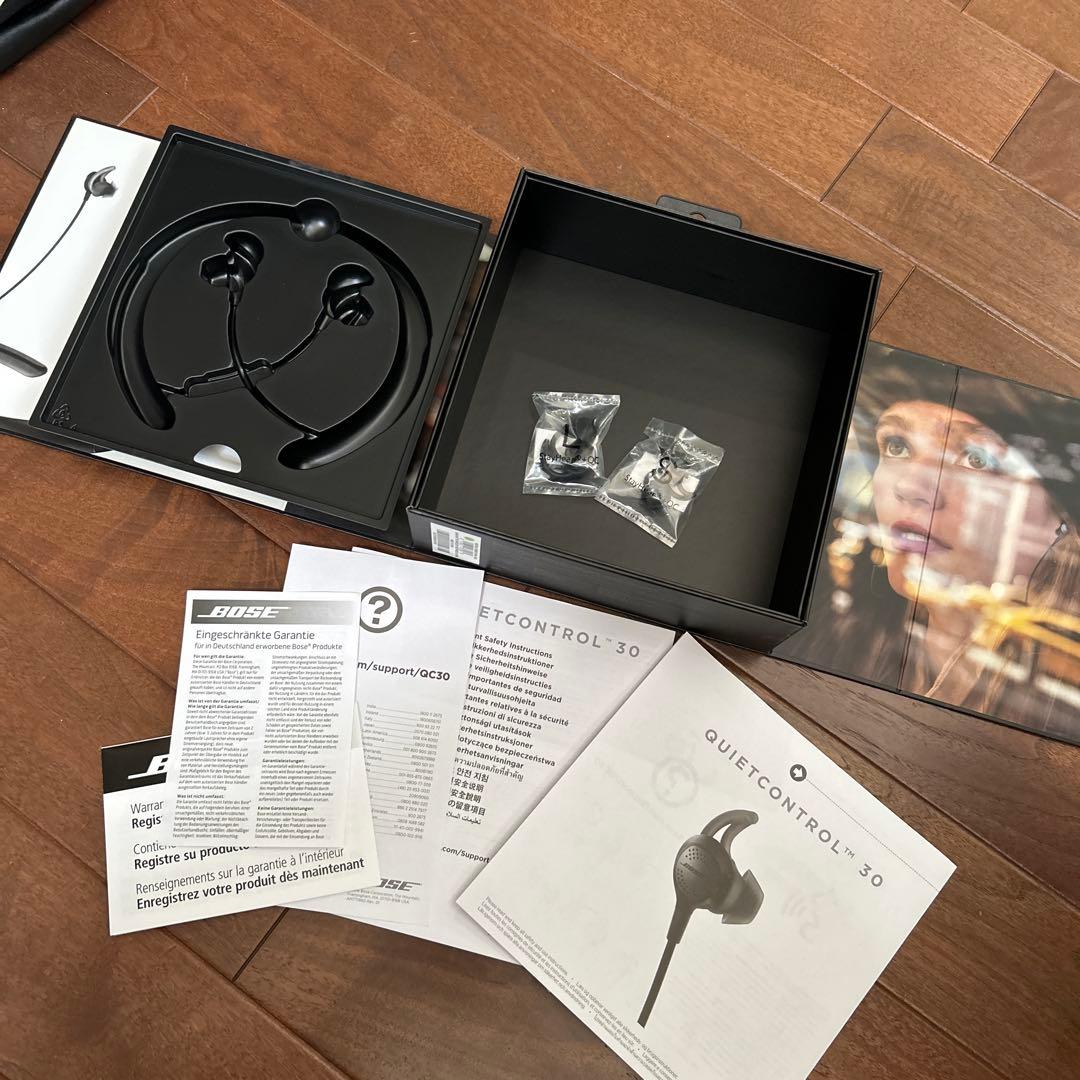 美品　Bose QuietControl 30 ワイヤレスイヤホン