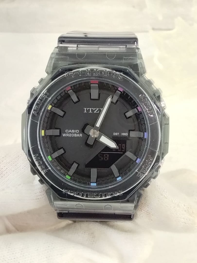 G-SHOCK　ITZYコラボレーション　　中古美品