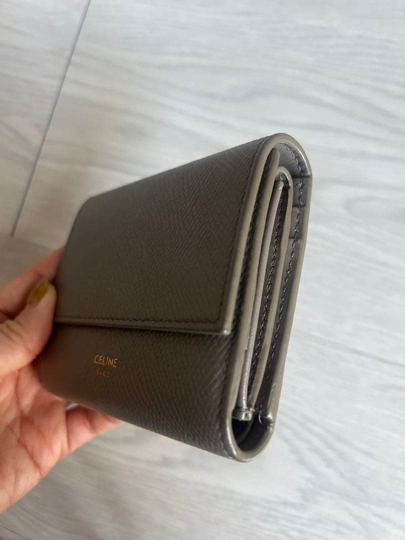 状態◎！CELINE セリーヌ レザーウォレット 箱・保存袋・レシート付 正規品