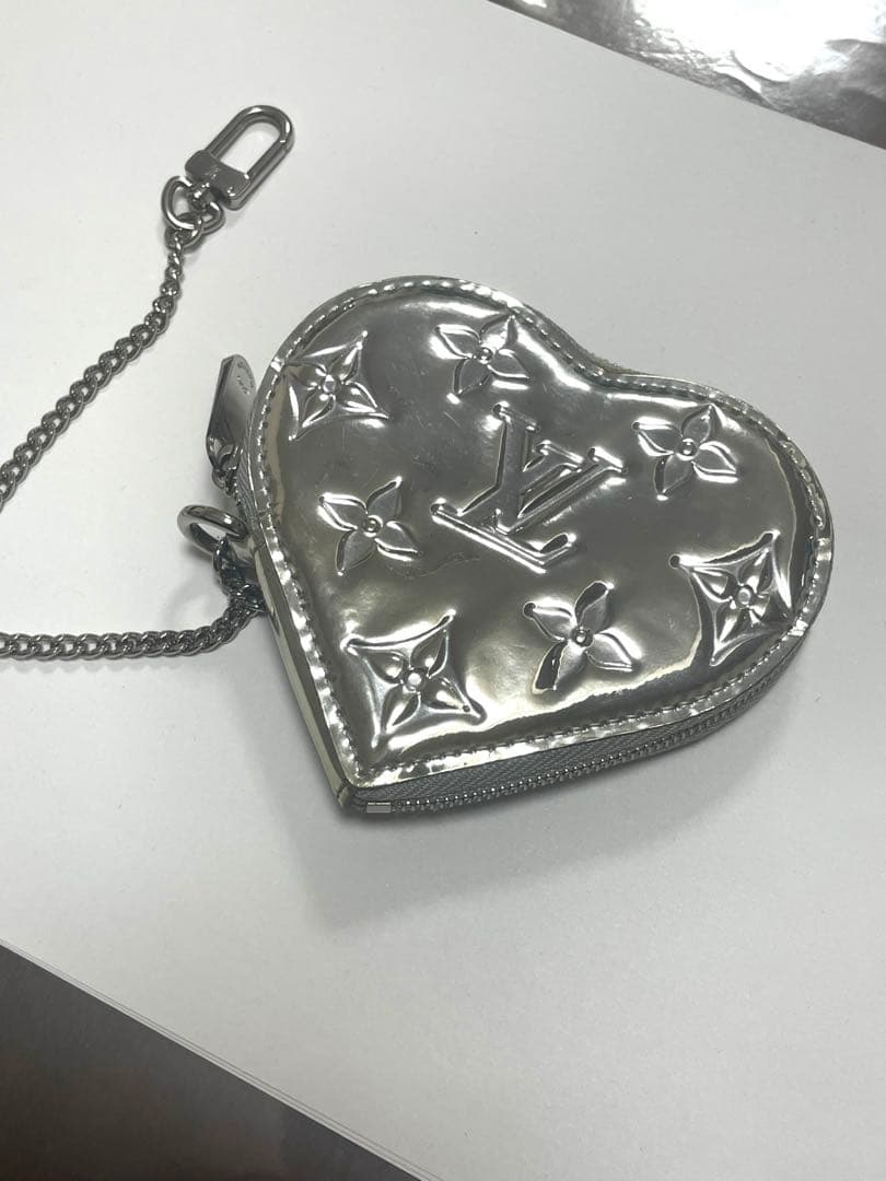 ルイヴィトン ケース　小銭入れ モノグラムミロワール ハート型