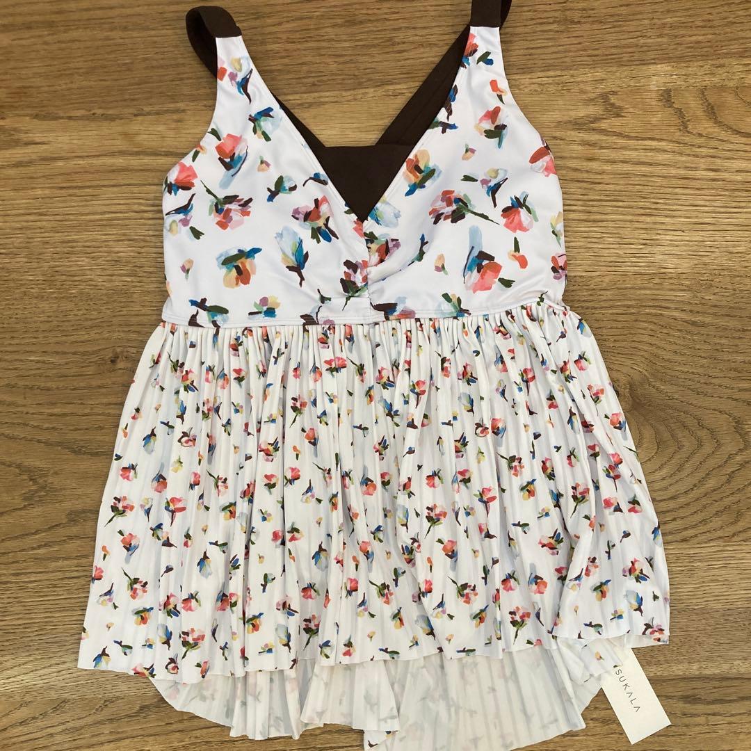 花苺さま専用です　SUKALA ローズプリントプリーツタンクトップ