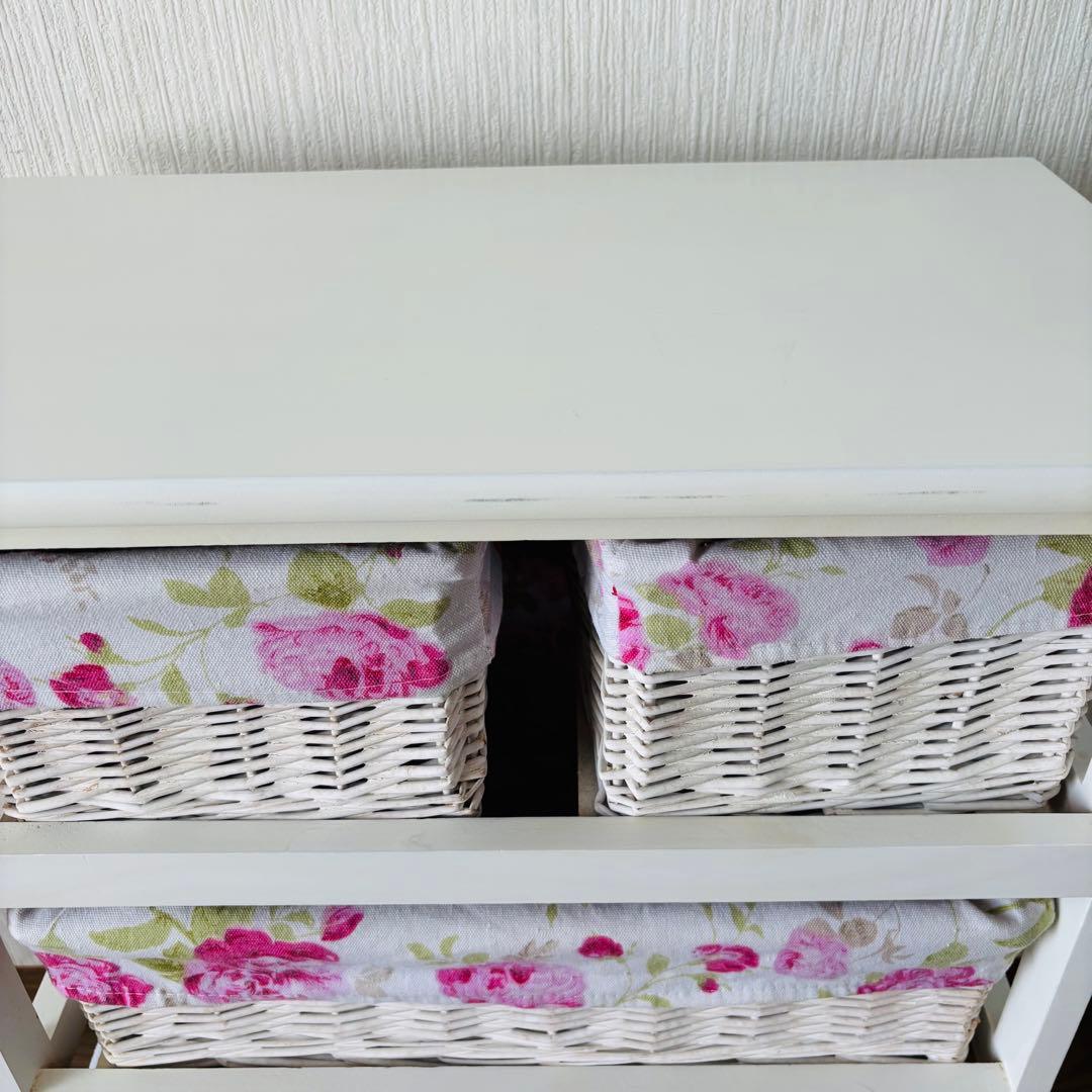 花柄バスケット付き収納ラック 4段 ホワイト 籐ラタン チェスト 北欧 送料込み