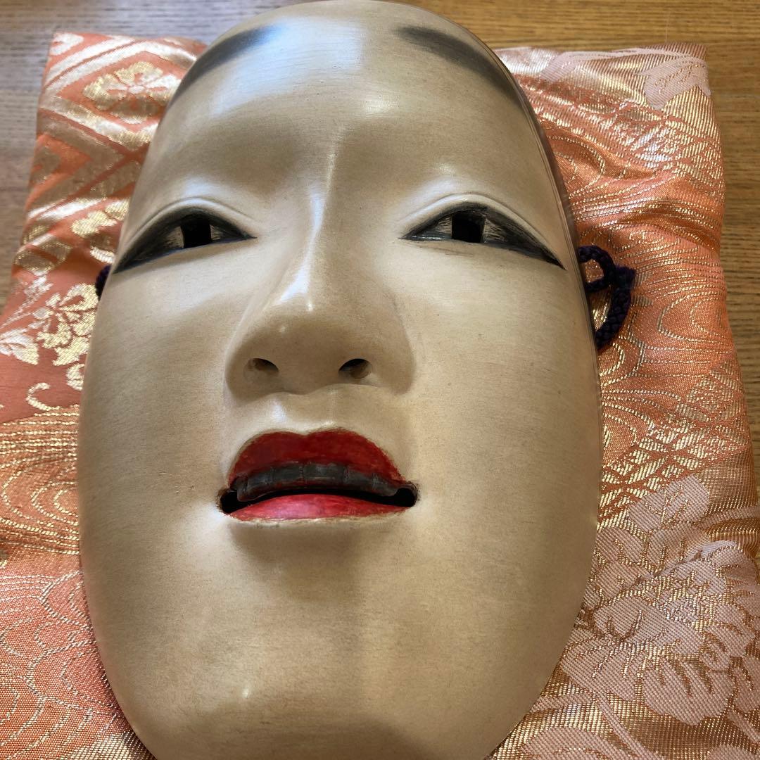 能面　木彫り　小姫