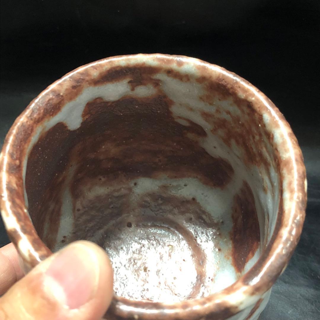 究極の美◼️蔵から釉薬と紋様が凄まじい凄い雰囲気のある抹茶茶碗が出て来た